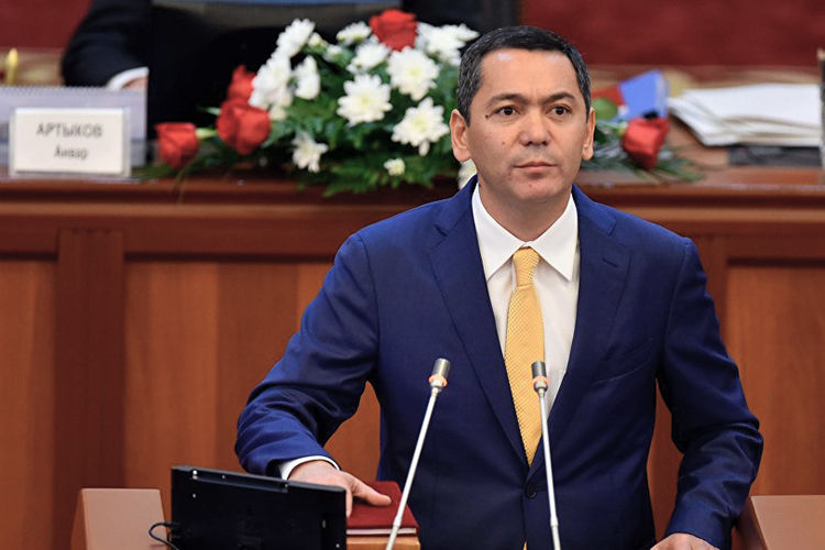 из Интернета