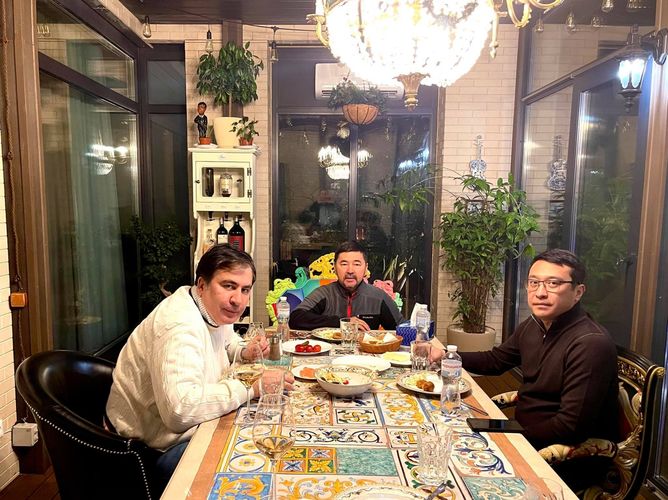 Facebook/Жапар Усенов