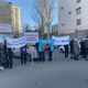 Фото 24-kg.com. Около здания Первомайского районного суда проходит митинг