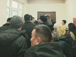 В&nbsp;&laquo;Газпром Кыргызстан&raquo; объяснили, почему образовались очереди в&nbsp;филиале Бишкека 