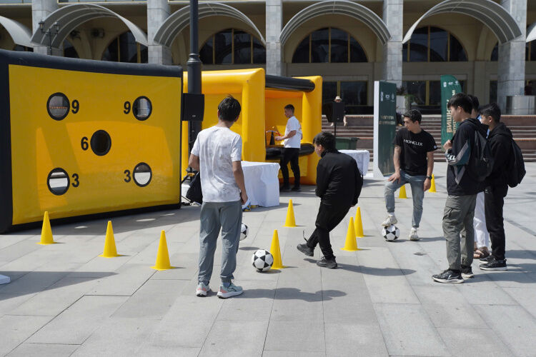 организаторов