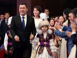 В&nbsp;Кыргызстане на&nbsp;президентскую елку больше не&nbsp;пустят по&nbsp;блату 