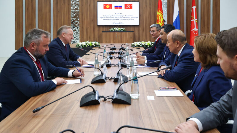 пресс-службы Смольного