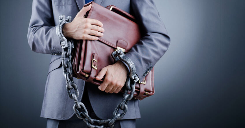 ГКНБ пресек крупную схему: 32&nbsp;здания больниц незаконно продали 