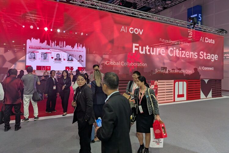 организаторов