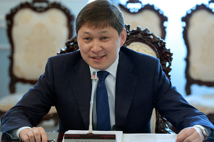 из Интернета