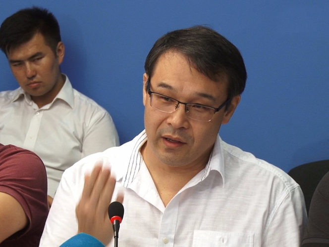 из Интернета